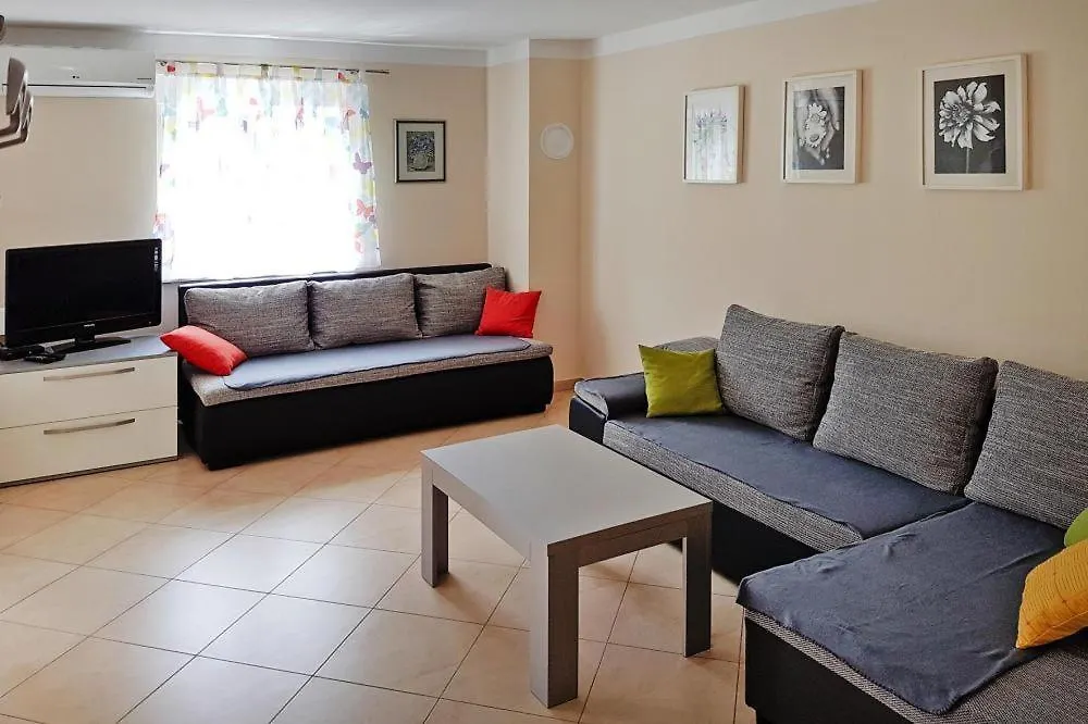 Apartment In Starigrad Paklenica, Only 200 M From The Sea